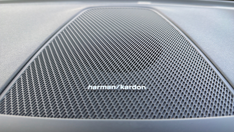 Volvo Xc60 2.0 B4P Plus Dark 5dr Geartronic Petrol Estate